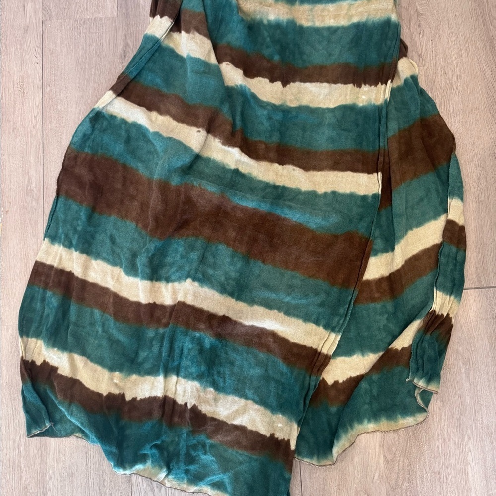 Remi & Reid Women's Scarf Wrap Shawl One Size Green Brown And Cream NWT - Picture 2 of 3